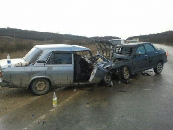 ДТП в Псковской области: 2 человека погибли и 3 получили ранения